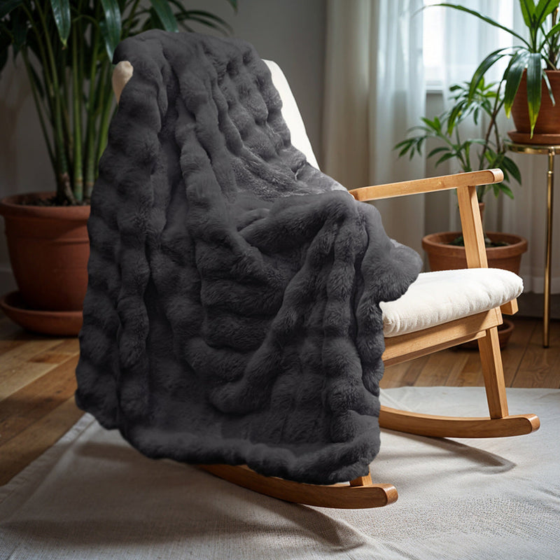 Pledd Pom Rabbit Fur Anthracite