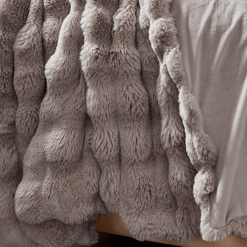Pledd Pom Rabbit Fur Taupe
